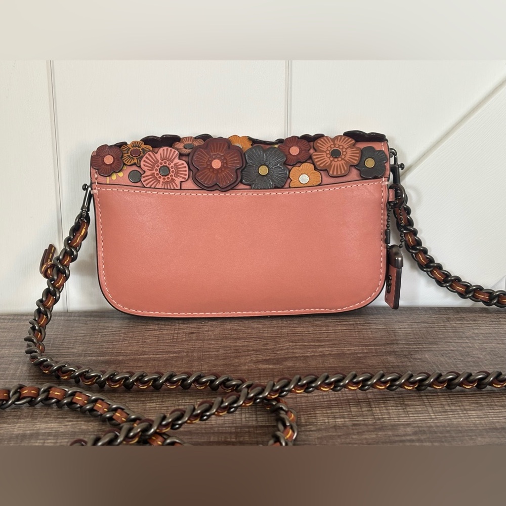 EUC Coach Clutch with Tea Rose Appliqué - Picture 2 of 14